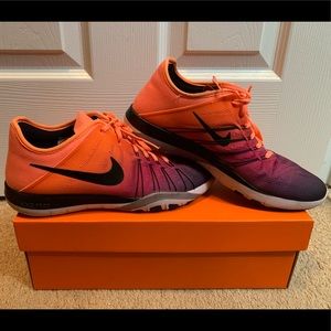 Nike Women Free TR 6 Training Shoes